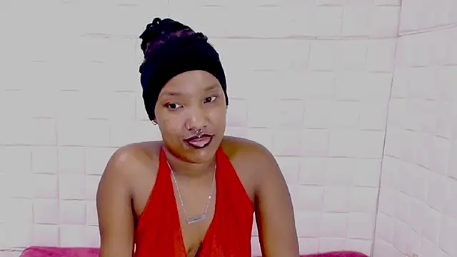 EroticSexyPrada online show from 24, 4, 2026