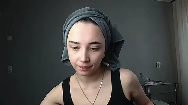 Snapshot of Eva_Gloryy chatting on 14, 3, 2025 Eva Gloryy online show from 14, 3, 2025