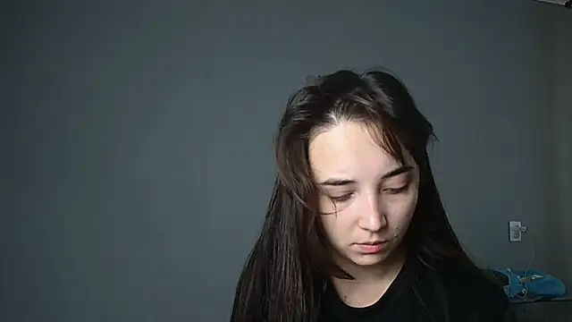 Snapshot of Eva_Gloryy chatting on 5, 10, 2025 Eva Gloryy online show from 5, 10, 2025