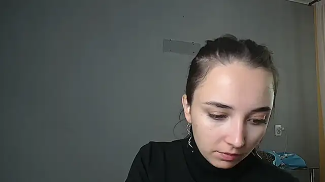 Snapshot of Eva_Gloryy chatting on 12, 10, 2025 Eva Gloryy online show from 12, 10, 2025