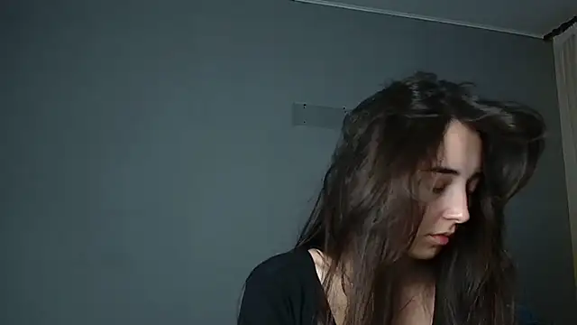 Snapshot of Eva_Gloryy chatting on 17, 11, 2025 Eva Gloryy online show from 17, 11, 2025