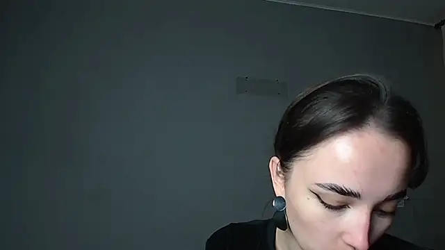 Eva Gloryy online show from 29, 4, 2026