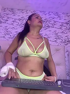 Lili  taylor online show from 27, 9, 2025