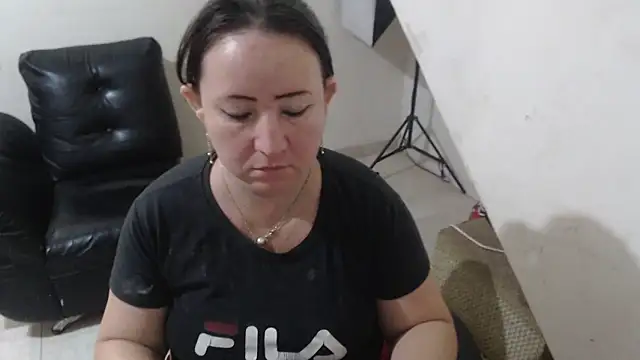 Yohis Kiut25 online show from 17, 10, 2025