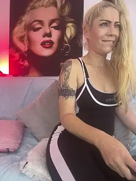 viktoria davis  online show from 11, 6, 2026