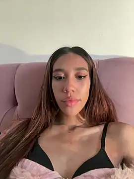 zoe storm online show from 18, 1, 2025