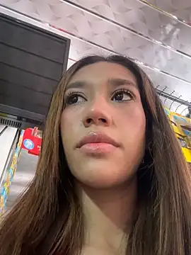 zoe storm online show from 23, 1, 2025