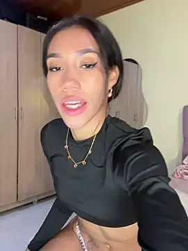 zoe storm online show from 24, 4, 2026