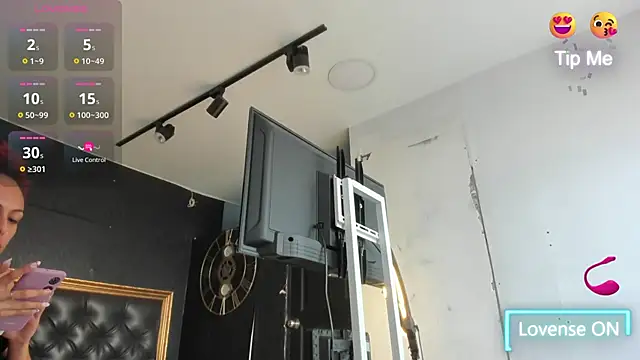 DalayMoore online show from 26, 9, 2025