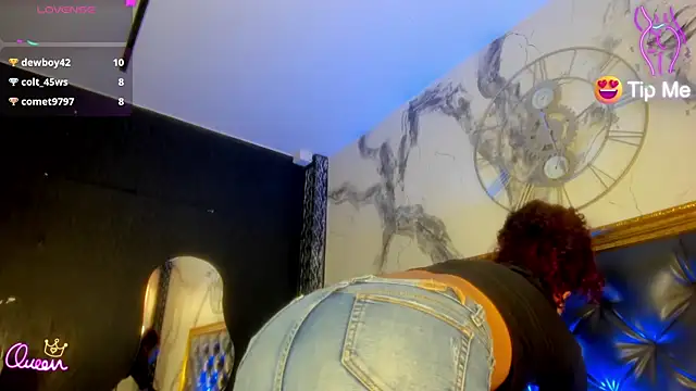 Snapshot of DalayMoore chatting on 4, 5, 2026 DalayMoore online show from 4, 5, 2026