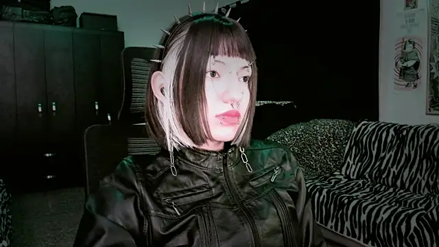 roxy toxic online show from 29, 4, 2026
