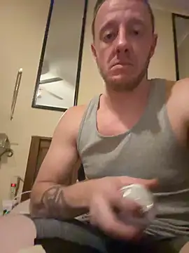 biggzee6 online show from 13, 2, 2026