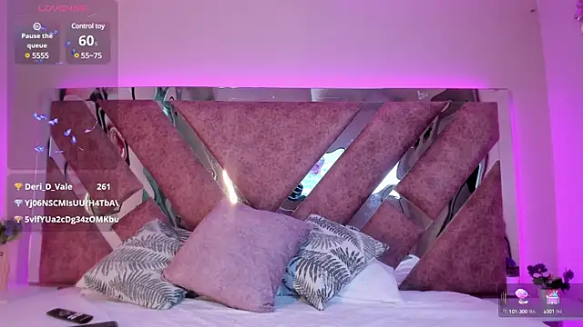 Snapshot of ValeriaOrtega chatting on 4, 3, 2025 ValeriaOrtega online show from 4, 3, 2025