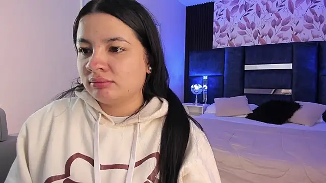 Snapshot of ValeriaOrtega chatting on 1, 10, 2025 ValeriaOrtega online show from 1, 10, 2025