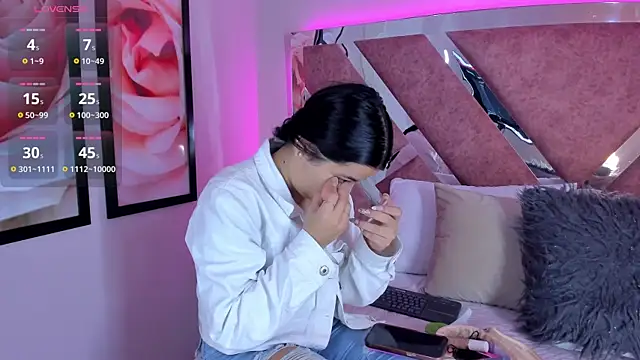 Snapshot of ValeriaOrtega chatting on 6, 10, 2025 ValeriaOrtega online show from 6, 10, 2025