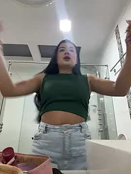 ValeriaOrtega online show from 22, 4, 2026