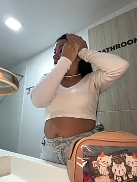 ValeriaOrtega online show from 27, 4, 2026