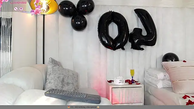 Snapshot of im_helina chatting on 19, 9, 2025 im helina online show from 19, 9, 2025