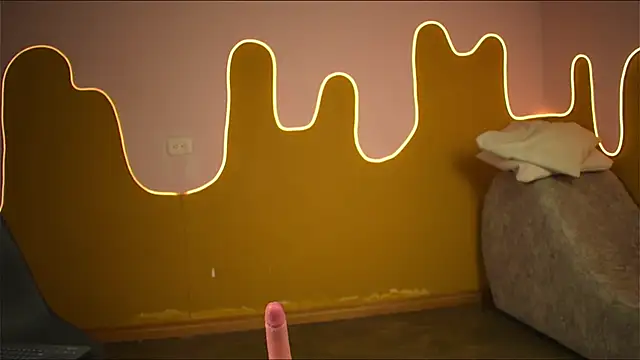 Odeth  online show from 4, 3, 2025