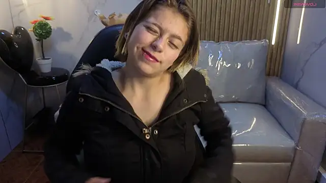 Kitten Cam online show from 22, 4, 2026