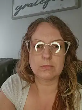 TattedMamaXOXO online show from 22, 9, 2025