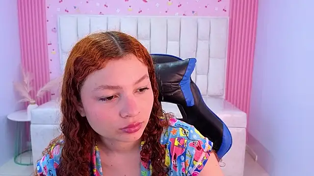 Snapshot of shalon_diaz_s chatting on 6, 6, 2026 shalon diaz s online show from 6, 6, 2026