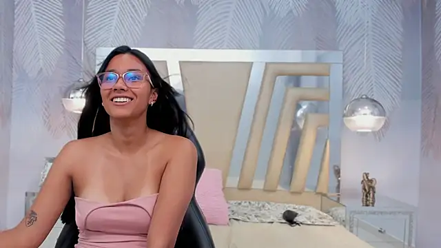 Snapshot of LIA_SWAN_ chatting on 7, 2, 2025 LIA SWAN online show from 7, 2, 2025