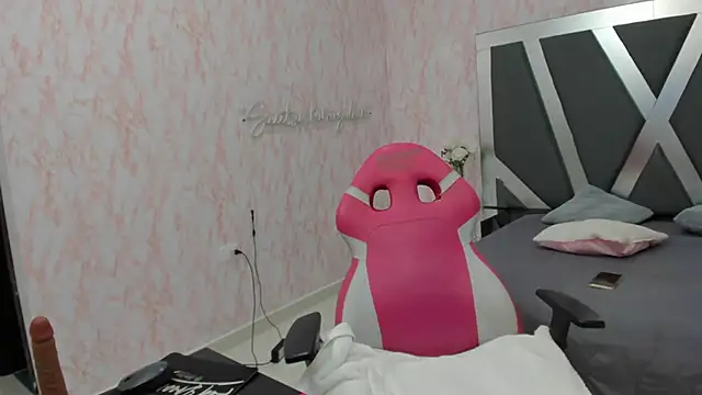 Snapshot of LIA_SWAN_ chatting on 23, 2, 2025 LIA SWAN online show from 23, 2, 2025