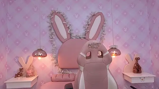 Snapshot of LIA_SWAN_ chatting on 18, 9, 2025 LIA SWAN online show from 18, 9, 2025