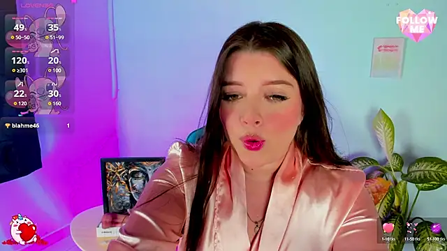 Snapshot of Lia_little18 chatting on 20, 9, 2025 Lia little18 online show from 20, 9, 2025