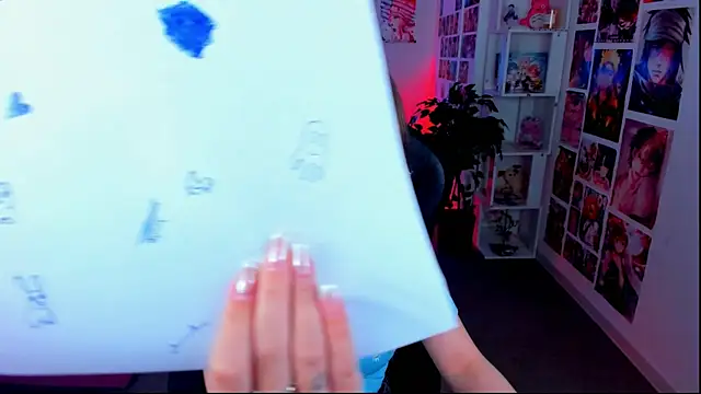 Snapshot of PamBeesly chatting on 5, 2, 2025 PamBeesly online show from 5, 2, 2025