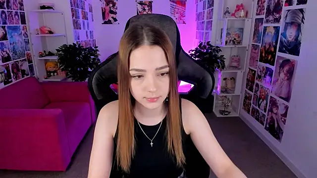 Snapshot of PamBeesly chatting on 27, 2, 2025 PamBeesly online show from 27, 2, 2025