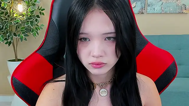 Snapshot of AnneCurtis chatting on 5, 2, 2025 AnneCurtis online show from 5, 2, 2025