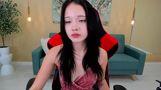 Snapshot of AnneCurtis chatting on 4, 3, 2025 AnneCurtis online show from 4, 3, 2025