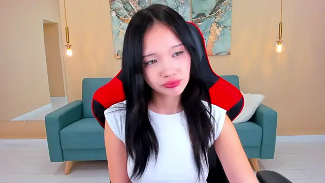 Snapshot of AnneCurtis chatting on 11, 3, 2025 AnneCurtis online show from 11, 3, 2025