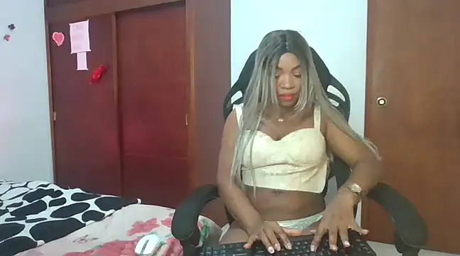 SaraYedid17 online show from 23, 2, 2025