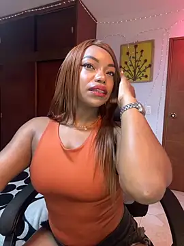 SaraYedid17 online show from 2, 12, 2025