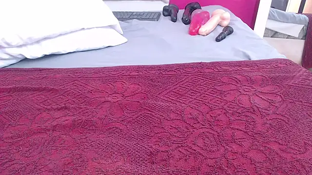 tinyy whore18 online show from 20, 1, 2025