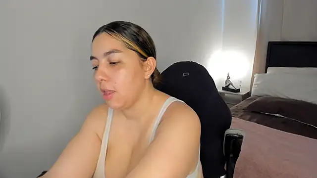 brithany olson25 online show from 26, 4, 2026