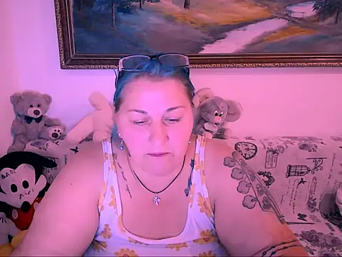 Snapshot of mayamayx chatting on 19, 9, 2025 mayamayx online show from 19, 9, 2025