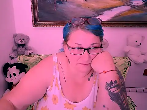 Snapshot of mayamayx chatting on 5, 10, 2025 mayamayx online show from 5, 10, 2025