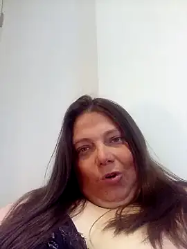 Snapshot of HotHornyEmmaX chatting on 1, 2, 2025 HotHornyEmmaX online show from 1, 2, 2025