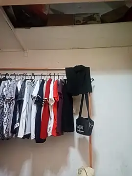 Snapshot of LuisMex1998 chatting on 5, 2, 2026 LuisMex1998 online show from 5, 2, 2026