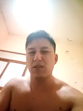 Snapshot of LuisMex1998 chatting on 25, 2, 2026 LuisMex1998 online show from 25, 2, 2026