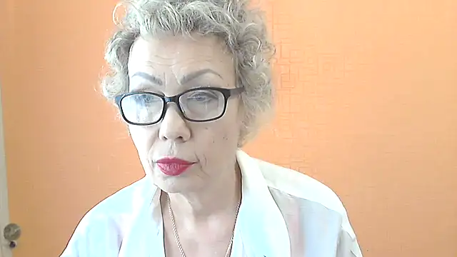 NessyJenixs online show from 11, 7, 2026