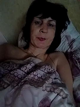 Laura Kiss online show from 22, 4, 2026