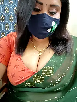 Queenflowerr online show from 18, 4, 2026