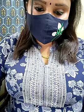 Queenflowerr online show from 20, 4, 2026