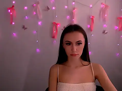 Nikonara Love online show from 27, 5, 2026