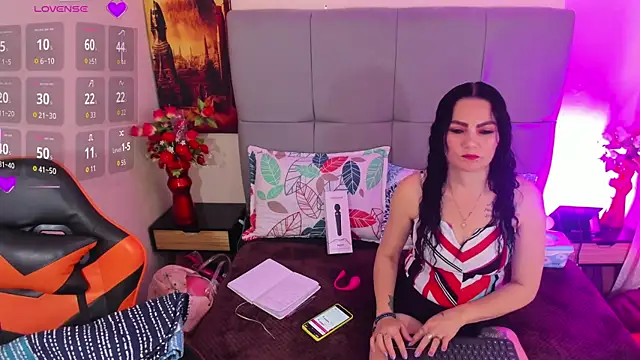 scarlet hit online show from 17, 9, 2025